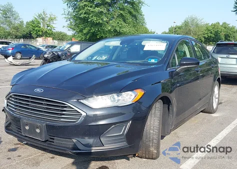 2019 Ford Fusion Se z USA, uszkodzony, nr VIN 3FA6P0HD6KR275832